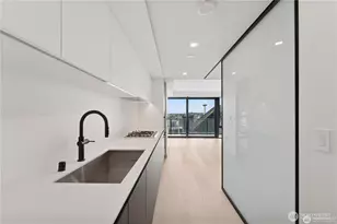300 Virginia St, Seattle, WA 98121 - Photo 2