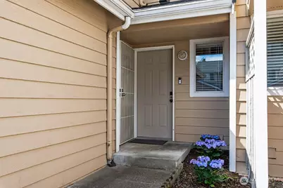 1404 S 308th Lane #1404, Federal Way, WA 98003 - Photo 2