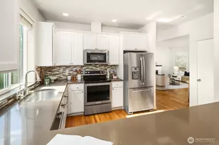 5944 26th Ave SW, Seattle, WA 98106 - Photo 4