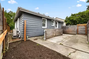 9456 21st Ave SW, Seattle, WA 98106 - Photo 28