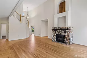2445 W 10th St, Washougal, WA 98671 - Photo 6