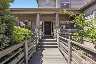 2445 W 10th St, Washougal, WA 98671 - Photo 2