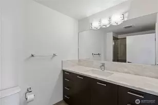 2911 2nd Ave, Seattle, WA 98121 - Photo 14