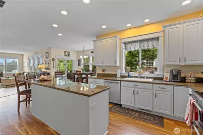 2010 26th Place SE, Puyallup, WA 98372 - Photo 12
