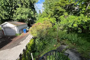 3021 Fuhrman Ave E, Seattle, WA 98102 - Photo 24