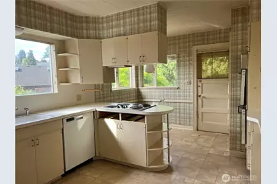 3021 Fuhrman Avenue E, Seattle, WA 98102 - Photo 8