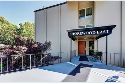 5585 E Evergreen Boulevard #5302, Vancouver, WA 98661 - Photo 2