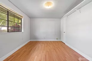 11419 Crestwood Dr S, Seattle, WA 98178 - Photo 12