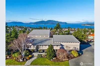 2020 Kansas Avenue, Anacortes, WA 98221 - Photo 2