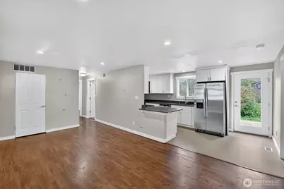 30548 5th Avenue SW, Federal Way, WA 98023 - Photo 6