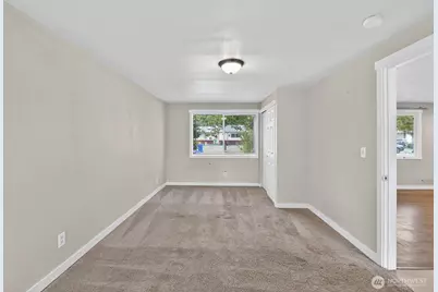 30548 5th Avenue SW, Federal Way, WA 98023 - Photo 12