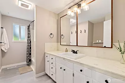 8707 Maple Lane, Edmonds, WA 98026 - Photo 12