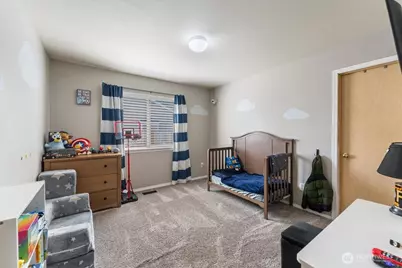18402 39th Avenue E, Tacoma, WA 98446 - Photo 20