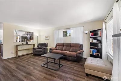 18402 39th Avenue E, Tacoma, WA 98446 - Photo 4