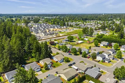18402 39th Avenue E, Tacoma, WA 98446 - Photo 34