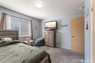 18402 39th Avenue E, Tacoma, WA 98446 - Photo 18