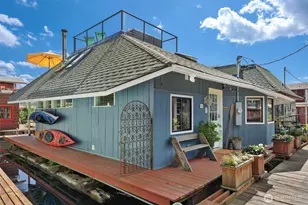 2019 Fairview Ave E, Seattle, WA 98102 - Photo 2