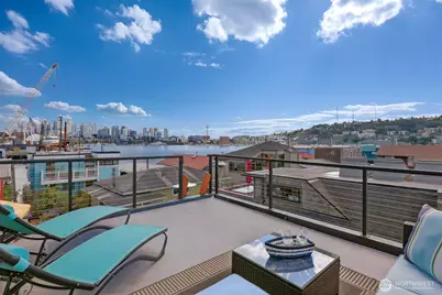2019 Fairview Avenue E #B, Seattle, WA 98102 - Photo 28