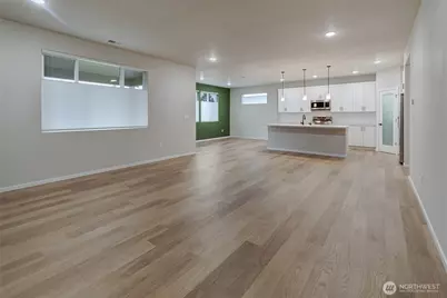 18220 37th Avenue Ct E, Tacoma, WA 98446 - Photo 10