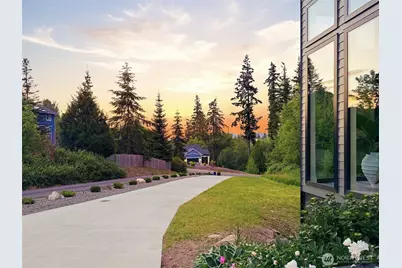 24068 Nookachamp Hills Drive, Mount Vernon, WA 98274 - Photo 2