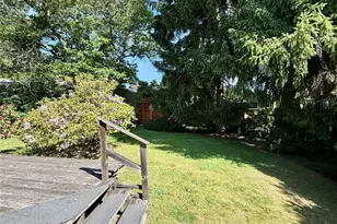 2538 NE 107th St, Seattle, WA 98125 - Photo 16