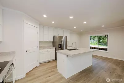 401 E Trails End Drive, Belfair, WA 98528 - Photo 10