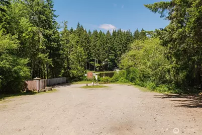 401 E Trails End Drive, Belfair, WA 98528 - Photo 32