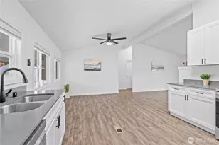 15410 SE 272nd St, Kent, WA 98042 - Photo 10