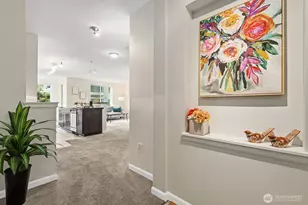 124 Bellevue Ave E, Seattle, WA 98102 - Photo 4