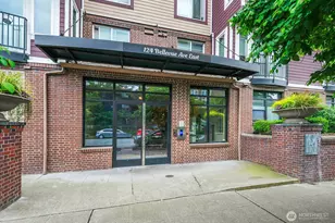 124 Bellevue Ave E, Seattle, WA 98102 - Photo 2