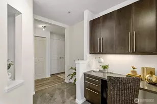 124 Bellevue Ave E, Seattle, WA 98102 - Photo 10