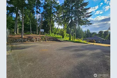 6718 76th Street W, Lakewood, WA 98499 - Photo 6