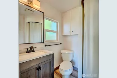 5700 212th Street SW, Mountlake Terrace, WA 98043 - Photo 32