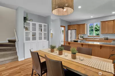9236 Interlake Avenue N #B, Seattle, WA 98103 - Photo 2