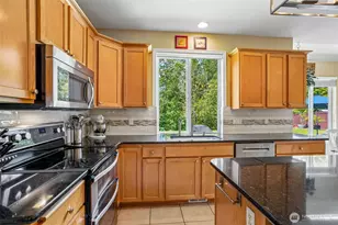 10805 189th Ave E, Bonney Lake, WA 98391 - Photo 10