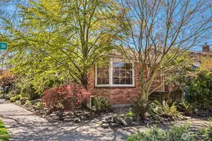 1821 N 47th St, Seattle, WA 98103 - Photo 24