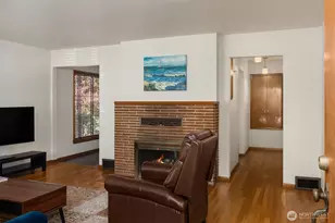 1821 N 47th St, Seattle, WA 98103 - Photo 10
