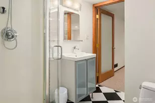 1821 N 47th St, Seattle, WA 98103 - Photo 20