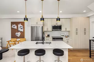 2340 N 64th St, Seattle, WA 98103 - Photo 2