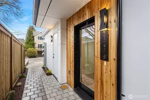 2340 N 64th St, Seattle, WA 98103 - Photo 1