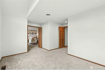 1808 Field Place NE, Renton, WA 98059 - Photo 20