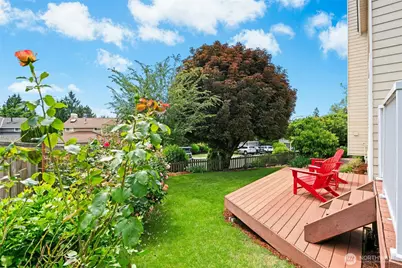 1808 Field Place NE, Renton, WA 98059 - Photo 28