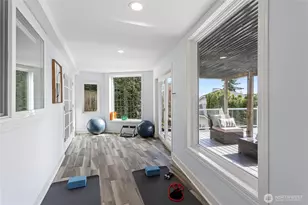 5525 Highland Dr, Bellevue, WA 98006 - Photo 28