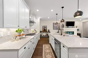 20906 149th St Ct E, Bonney Lake, WA 98391 - Photo 10