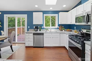 1304 85th Dr NE, Lake Stevens, WA 98258 - Photo 10