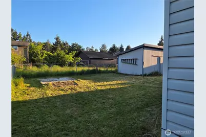 22118 128th Street E, Bonney Lake, WA 98391 - Photo 8