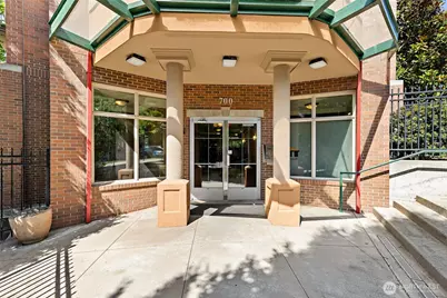 700 E Denny Way #206, Seattle, WA 98122 - Photo 26