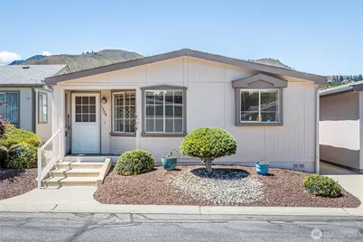 1304 Icicle Place #47, Wenatchee, WA 98801 - Photo 4