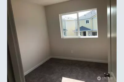 8675 54th Street NE, Marysville, WA 98270 - Photo 10