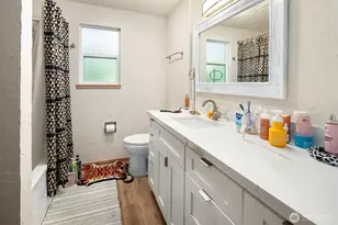 1907 37th St, Everett, WA 98201 - Photo 8